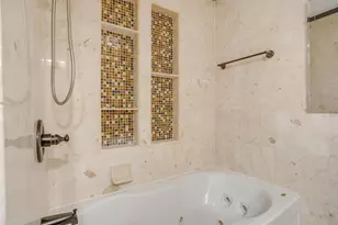390 Driftwood Ct, Azle, TX 76020 - Photo 10