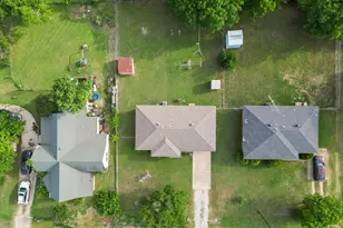 209 W Huffman St, Krum, TX 76249 - Photo 24