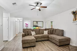 349 Pepperwood St, Coppell, TX 75019 - Photo 8