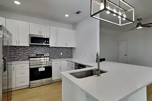 807 Fenet St, McKinney, TX 75069 - Photo 4