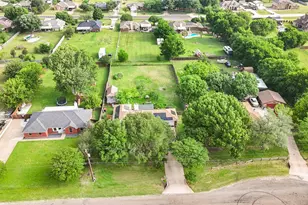 319 Anita Ln, Waxahachie, TX 75165 - Photo 24