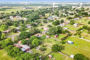 319 Anita Ln, Waxahachie, TX 75165 - Photo 26