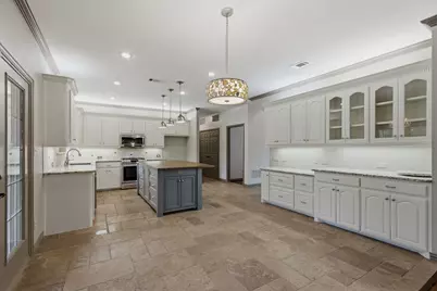 303 Highland Court, Double Oak, TX 75077 - Photo 4