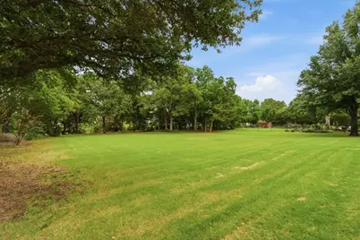 303 Highland Court, Double Oak, TX 75077 - Photo 38