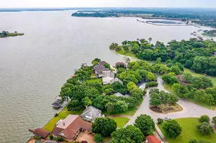 390 Driftwood Ct, Azle, TX 76020 - Photo 34
