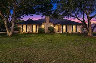 117 Lassetter Dr, Red Oak, TX 75154 - Photo 2
