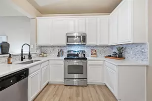 2522 Durango Ridge Dr, Bedford, TX 76021 - Photo 8
