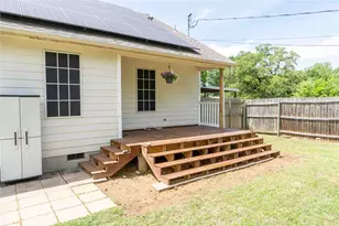306 Owens St, Bridgeport, TX 76426 - Photo 20