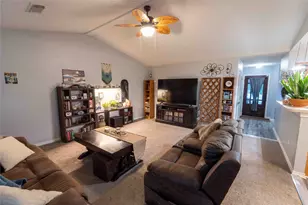 306 Owens St, Bridgeport, TX 76426 - Photo 22
