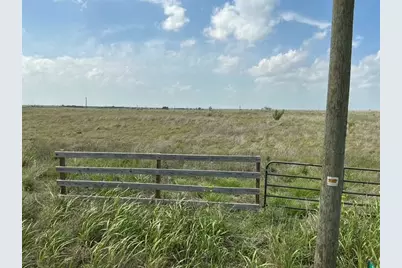 277 Hcr 3221, Penelope, TX 76676 - Photo 2