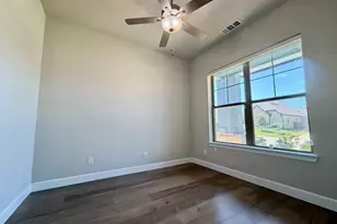 2912 Deerhurst Dr, Highland Village, TX 75077 - Photo 6