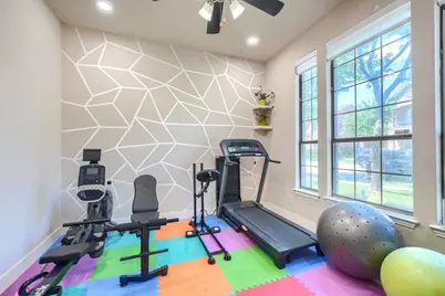 2246 Longview Road, Irving, TX 75063 - Photo 8