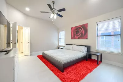 2246 Longview Road, Irving, TX 75063 - Photo 30