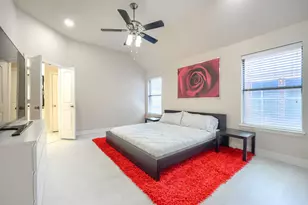 2246 Longview Rd, Irving, TX 75063 - Photo 30