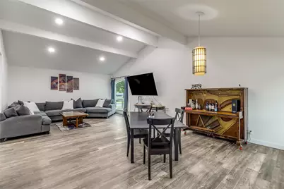 9038 Flicker Lane, Dallas, TX 75238 - Photo 12