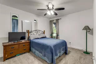 9038 Flicker Ln, Dallas, TX 75238 - Photo 14