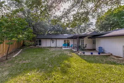 9038 Flicker Lane, Dallas, TX 75238 - Photo 24