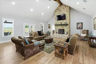 841 Vz County Rd 4603, Ben Wheeler, TX 75754 - Photo 22