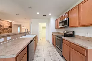 903 Mazatlan Ct, Arlington, TX 76002 - Photo 2