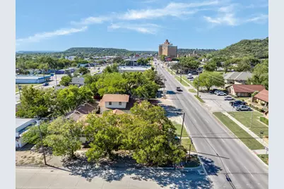 916-B E Hubbard Street, Mineral Wells, TX 76067 - Photo 24