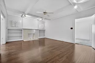 916-B E Hubbard St, Mineral Wells, TX 76067 - Photo 6