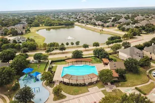4525 Sandra Lynn Dr, Flower Mound, TX 75022 - Photo 2