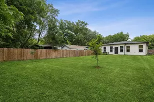 8728 Dunlap Dr, Dallas, TX 75217 - Photo 18
