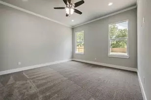 8728 Dunlap Dr, Dallas, TX 75217 - Photo 8
