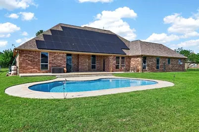1035 Highland Road, Cleburne, TX 76033 - Photo 26