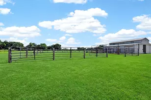 1035 Highland Rd, Cleburne, TX 76033 - Photo 30