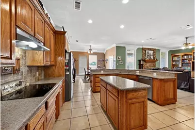 1035 Highland Road, Cleburne, TX 76033 - Photo 4
