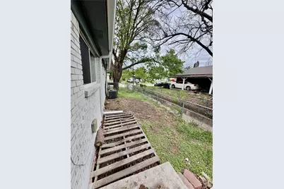 1814 Martin Luther Drive, Arlington, TX 76010 - Photo 10