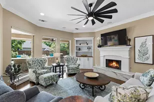 1004 Duttons Meadow Ln, McKinney, TX 75071 - Photo 10