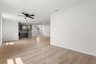 [Address not provided], Grand Prairie, TX 75050 - Photo 14
