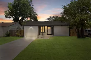 314 NW 15th St, Grand Prairie, TX 75050 - Photo 2