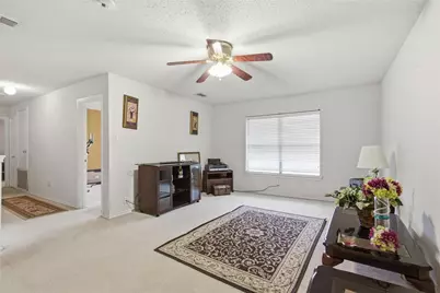 217 Sunset Oaks Drive, Fort Worth, TX 76112 - Photo 22