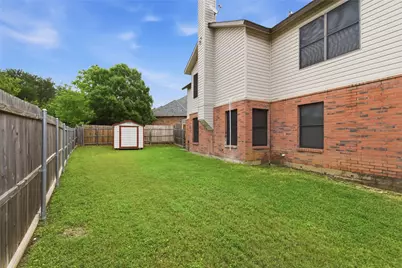 217 Sunset Oaks Drive, Fort Worth, TX 76112 - Photo 26