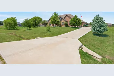 140 Heather Lane, Decatur, TX 76234 - Photo 38