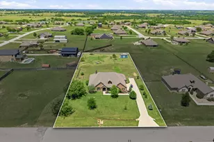 140 Heather Ln, Decatur, TX 76234 - Photo 2