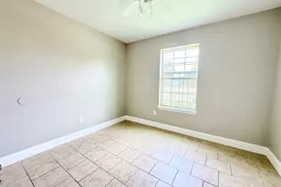 5200 Carol Ave, Fort Worth, TX 76105 - Photo 14