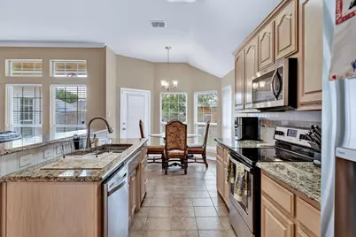 6305 Clear Pool Drive, Arlington, TX 76018 - Photo 12