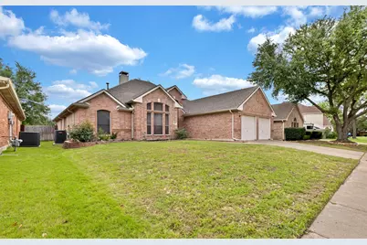 6305 Clear Pool Drive, Arlington, TX 76018 - Photo 2