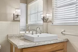 2906 Tanglewood Dr, Commerce, TX 75428 - Photo 32