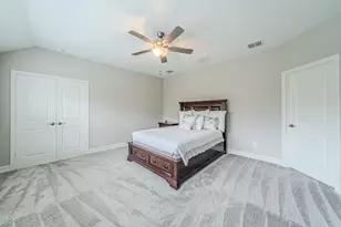 1048 Pinnacle Breeze Dr, Fort Worth, TX 76052 - Photo 14