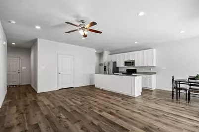 2801 17th Street, Fort Worth, TX 76106 - Photo 8