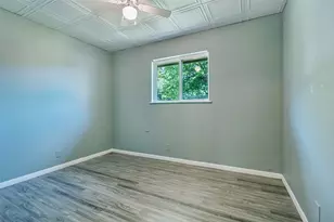 832 Cherry St, Wolfe City, TX 75496 - Photo 16