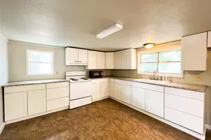 1425-1435 Groesbeck St, Stephenville, TX 76401 - Photo 20