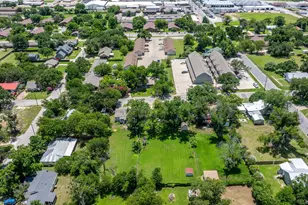 1425-1435 Groesbeck St, Stephenville, TX 76401 - Photo 4