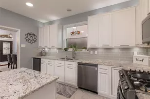 3517 Castlewood Ct, Flower Mound, TX 75022 - Photo 16