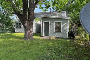 224 W Hull St, Denison, TX 75020 - Photo 4